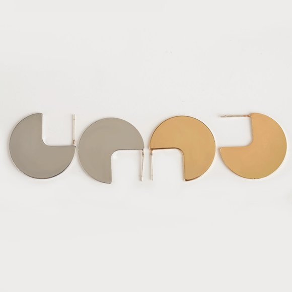 💙Minimalist Circle Earrings - Picture 4 of 11